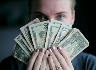 Получение денег под залог автомобиля