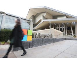 Microsoft отложила возвращение сотрудников в офисы