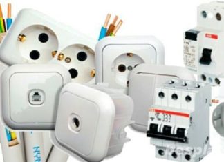 К кому обращаться, если нужны услуги электрика?