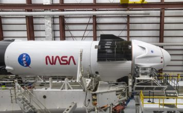 SpaceX приостановила реализацию проекта NASA из-за основателя Amazon