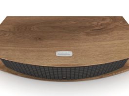 Новая колонка JBL поражает своим функционалом