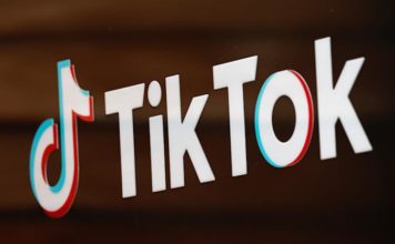 Модераторы TikTok жалуются на кошмары и отсутствие сна