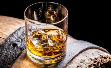 Как пить виски: в чистом виде или разбавляя