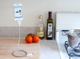 Необычное зарядное устройство!